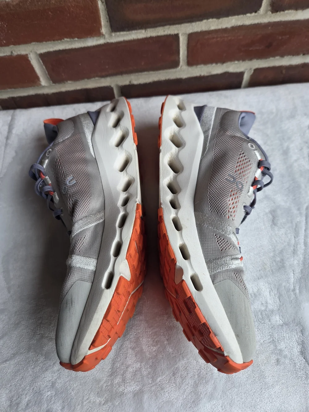 On Running Cloudsurfer Next Men's 11 Gray Orange Running Shoes EU 45 Road Sneake